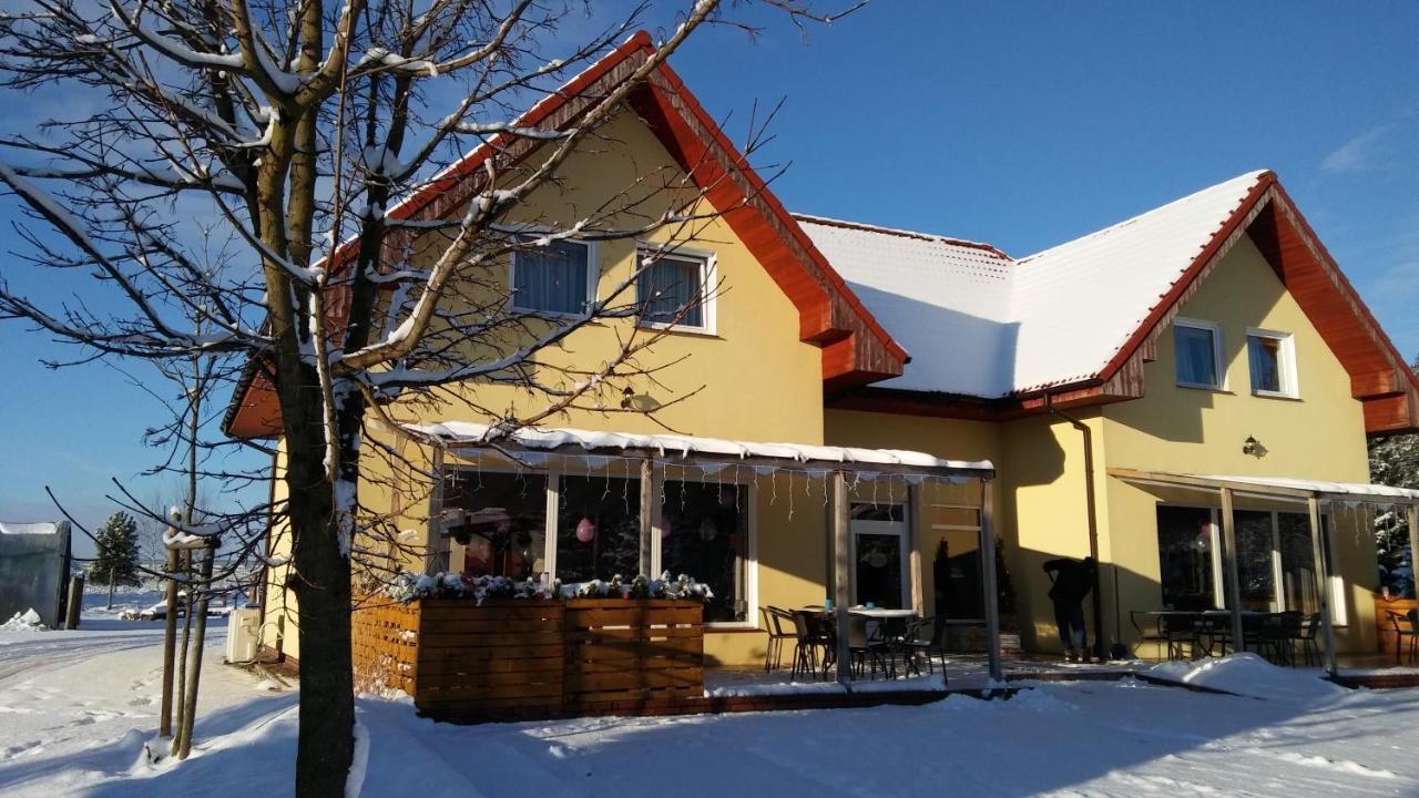 Pokoje Goscinne Przylesie Łobez Exteriör bild
