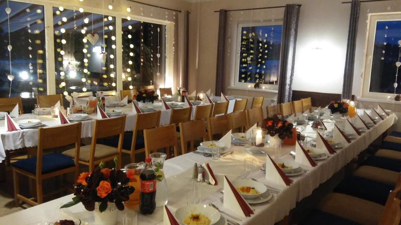 Pokoje Goscinne Przylesie Łobez Exteriör bild